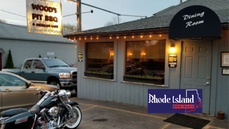 Wood’s Pit BBQ and Mexican Restaurant – A Long Way From Apache Junction